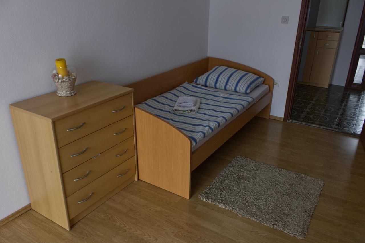 Ferienwohnung Gacka Idila Otočac Exterior foto